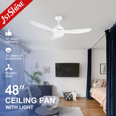 Giá tốt. Cánh quạt trần bằng nhựa Abs 220V 60w có đèn led điều khiển từ xa trực tuyến