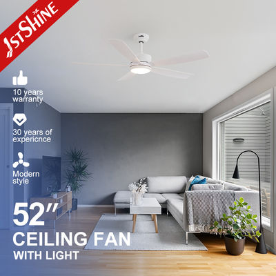 Chất lượng Quạt trần LED hiện đại 52 inch với điều khiển từ xa 6 tốc độ và cánh quạt ABS cho phòng khách nhà máy